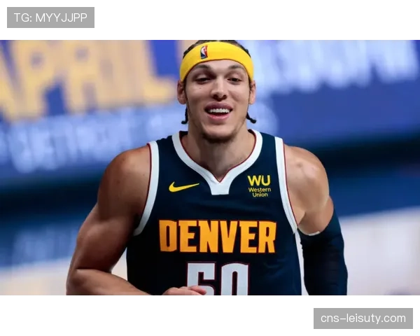 凤凰城水星队主教练瓦妮莎·尼加德与球队续约三年